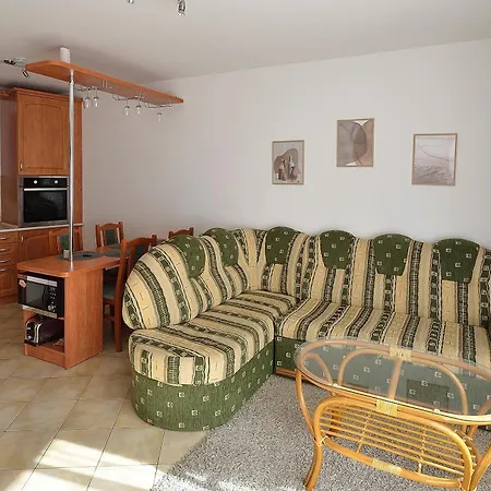 Apartment Napsugar 1 By Hellobalatonlelle